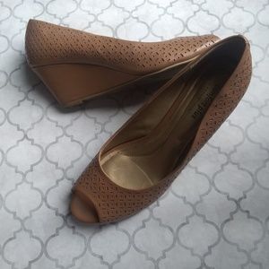 Tan Peep Toe Wedges